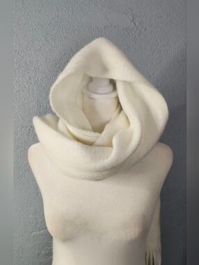 Steve Madden Cozy Ivory Knit Hooded Scarf
